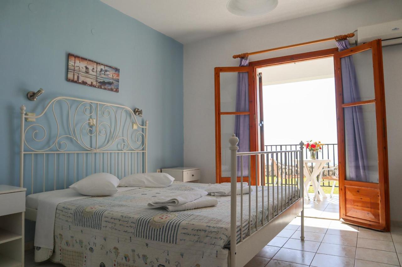Aparthotel Spyridoula Lourdata  Esterno foto