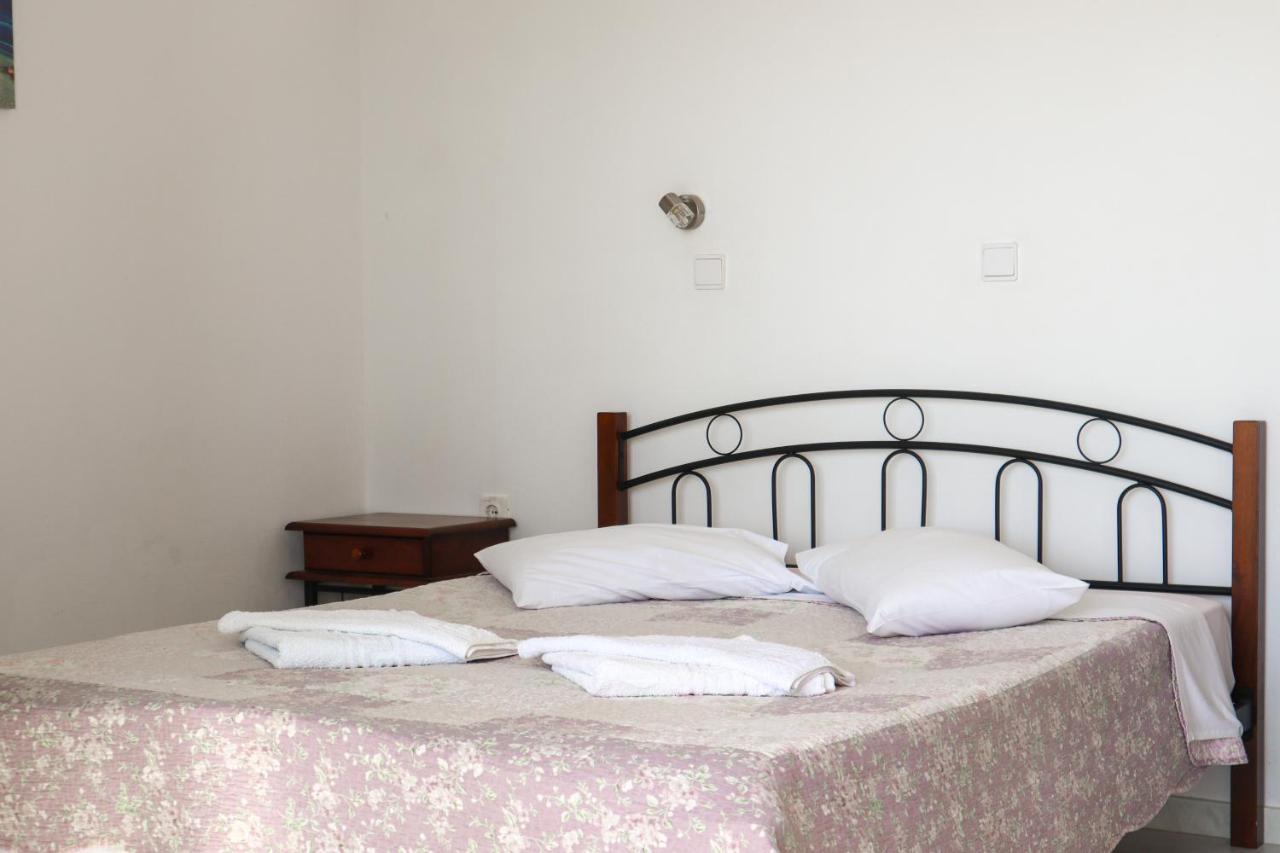Aparthotel Spyridoula Lourdata  Esterno foto